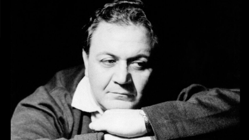 manos xatzidakis